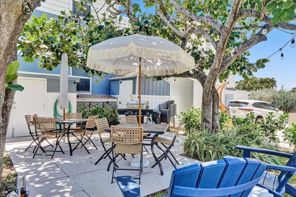 Marine Villas 6 in Hollywood