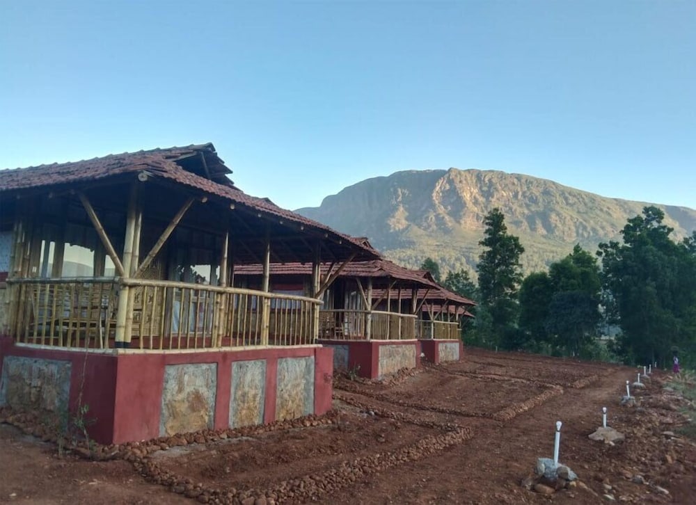 Deomali Desia Eco Stays