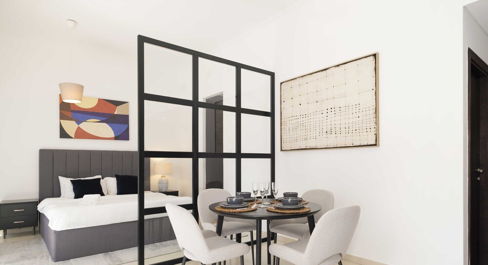 LUX The Cayan Superior Suite 2