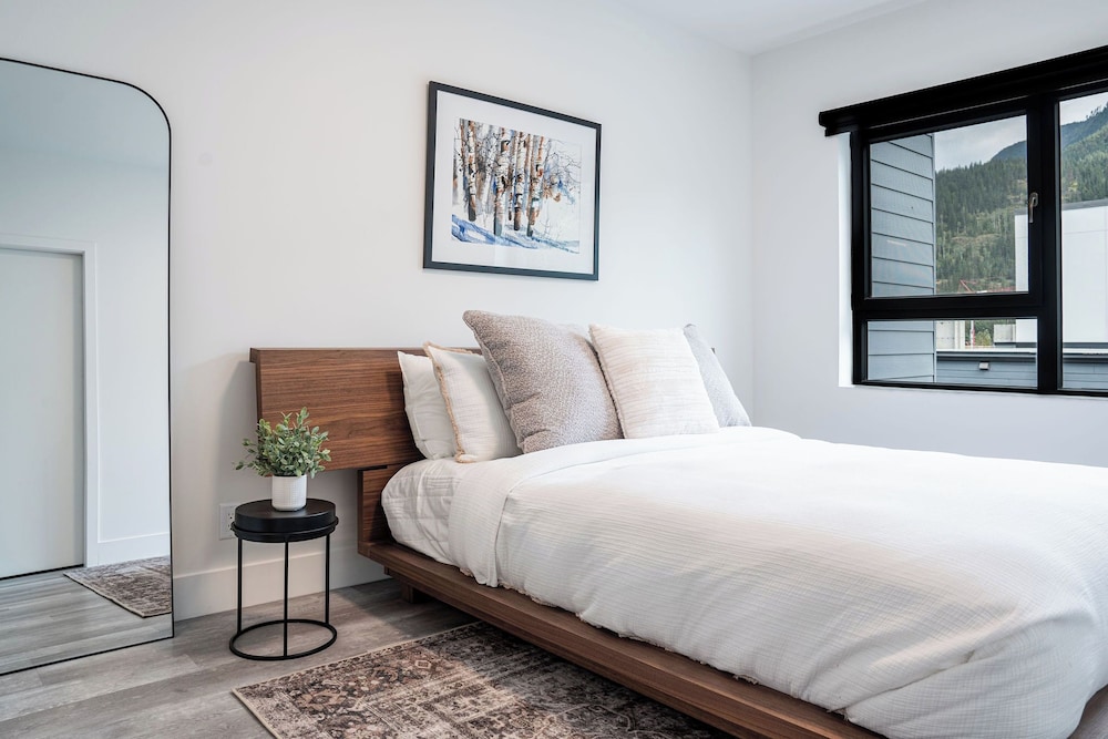 The Begbie Penthouse - Image 3