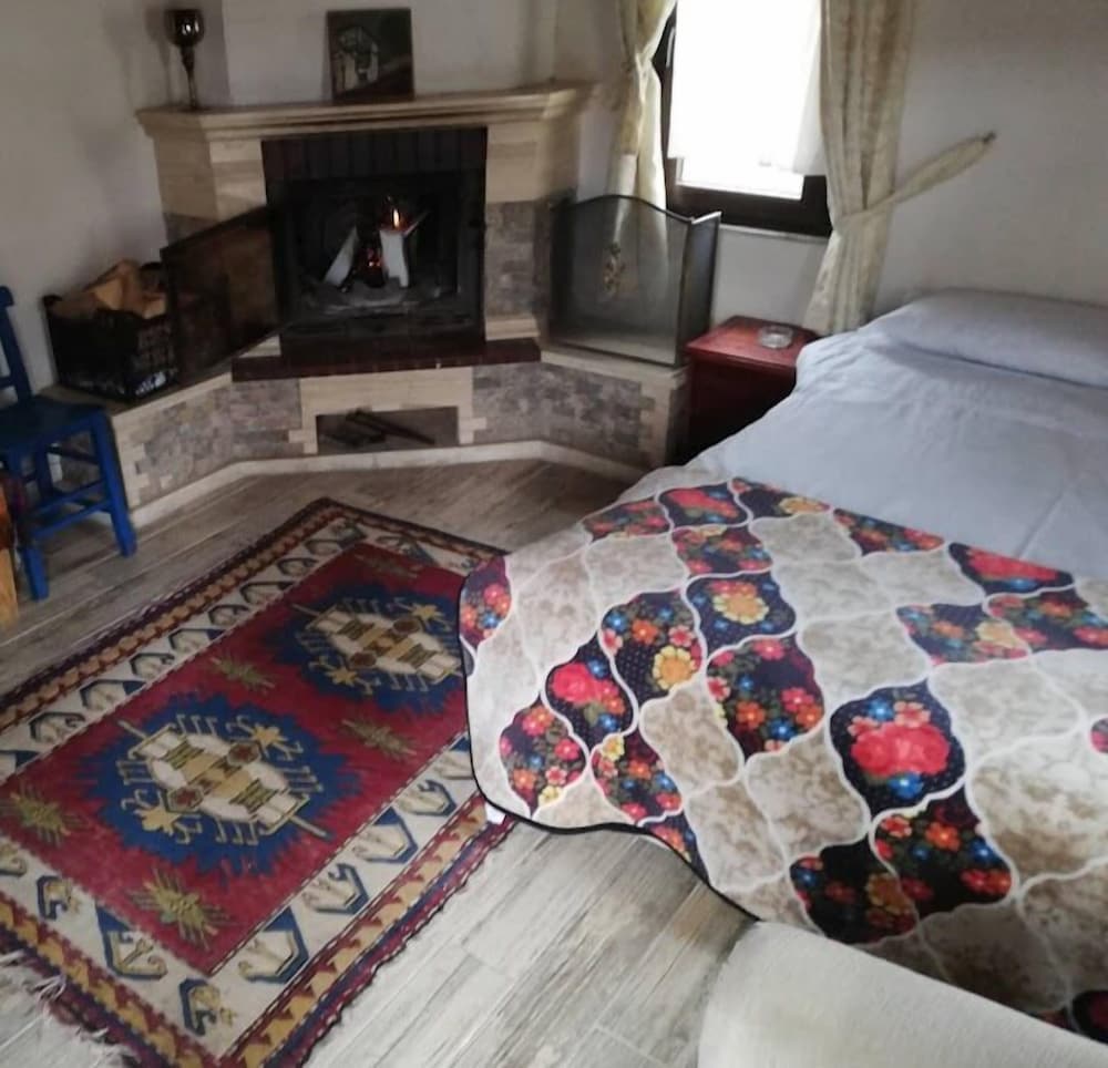 ZİRVE DAĞ EVİ