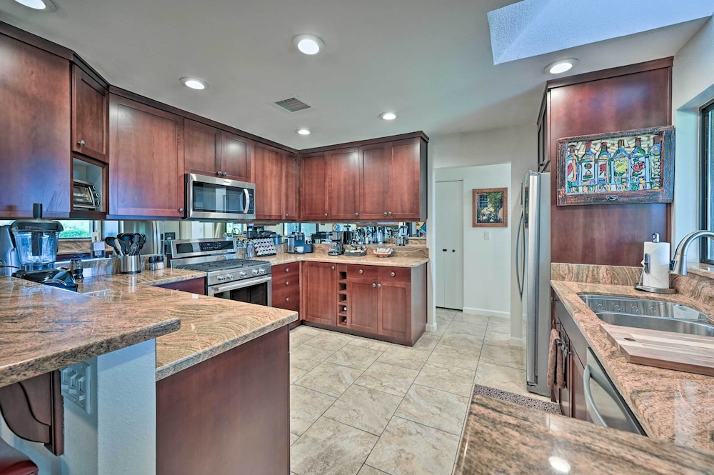 Home Near Amitabha Stupa & Peace Park in Sedona! view 5
