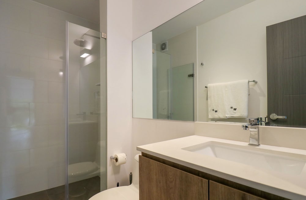 w Marvelous 1BR w Balcony in San Isidro