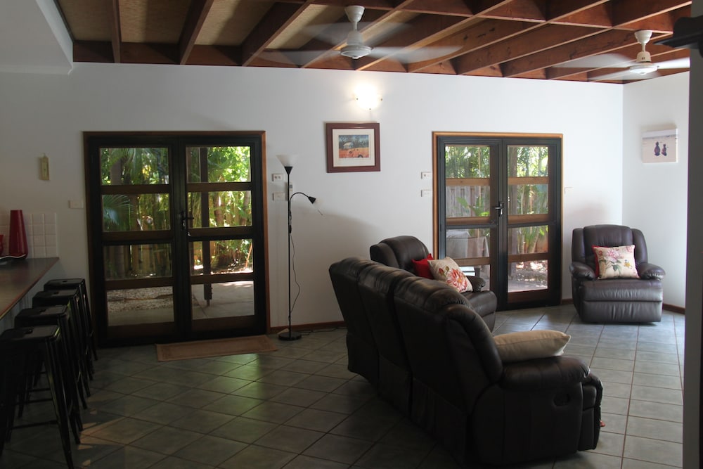 Cable Beach Vacations - Beach House on Fox - Property Image 1