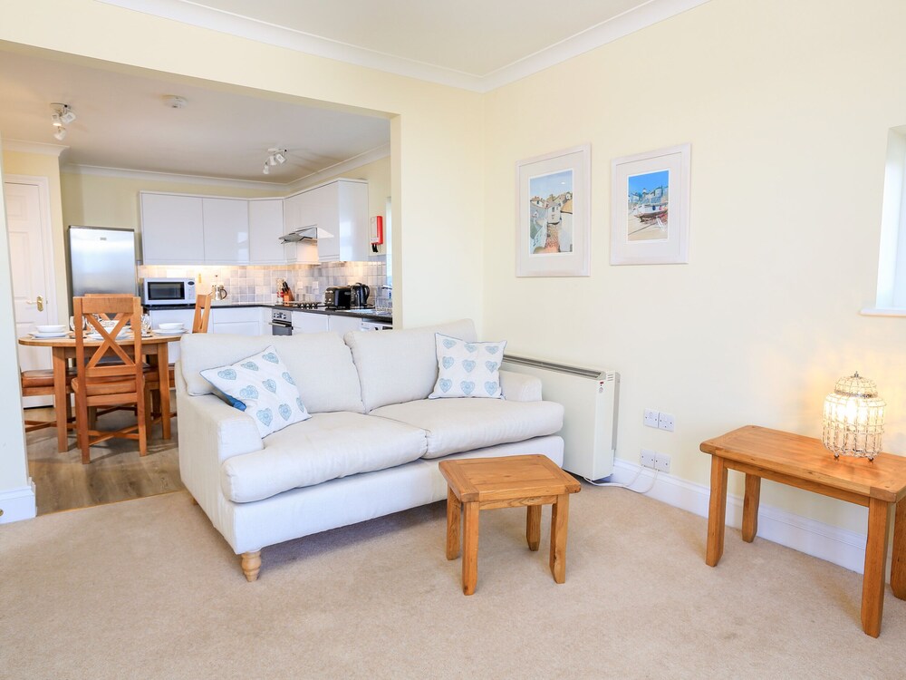 4 Lyndhurst view 2