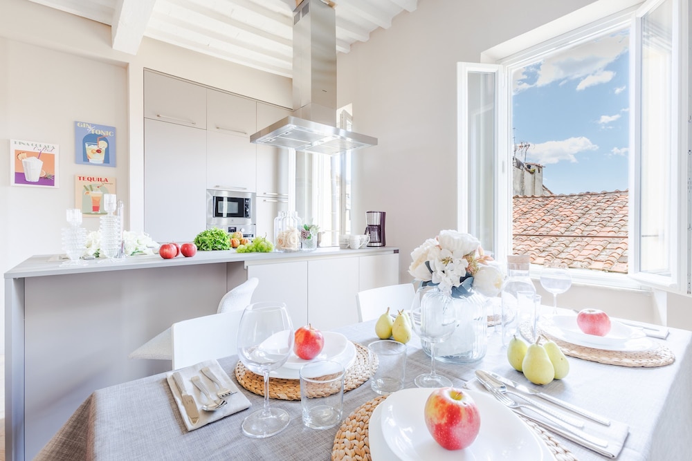 The White Lotus Penthouse