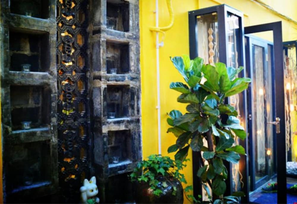 Sharemood Guest House