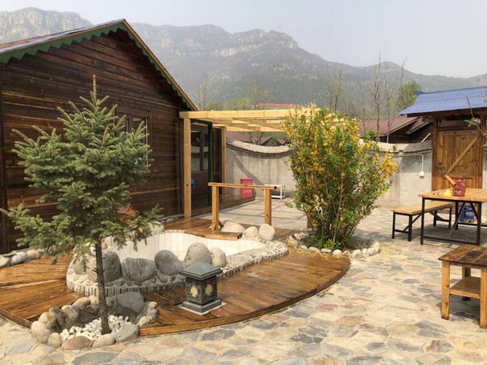 Yun Ju Courtyard Apartment