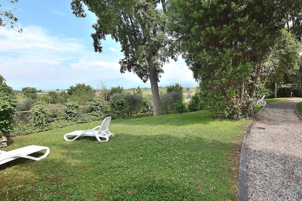 Photo 30