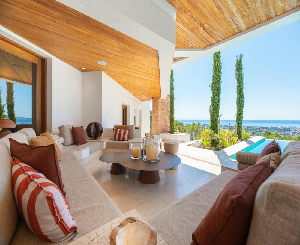Appealing Villa Near Ibiza Town