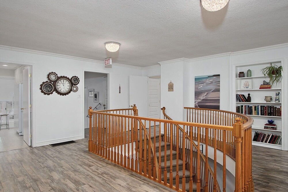 The Brentwood Waterfront Retreat