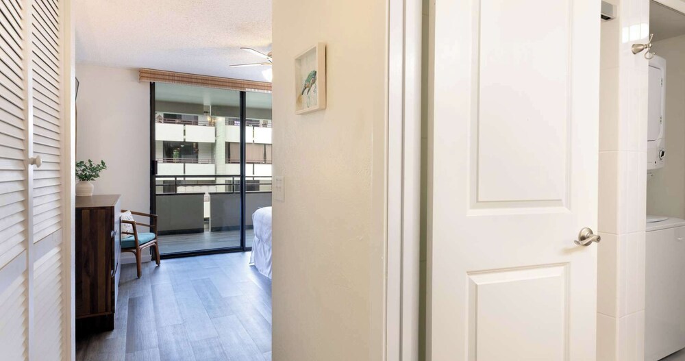 Oceanfront Condo 117 in Kailua-kona