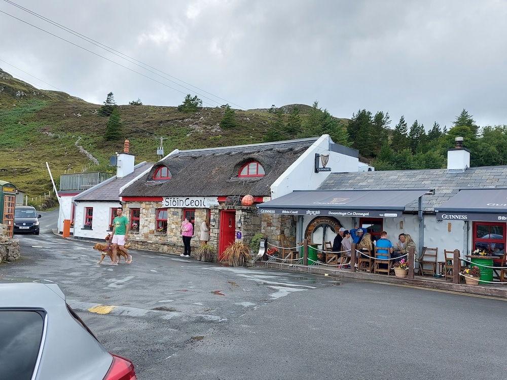 One Bed Apartment in Carrigart for Couple on WAW view 4
