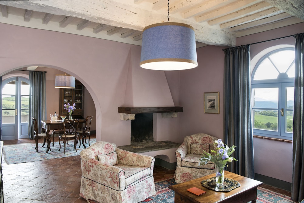 Borgo Pignano Volterra Tuscany