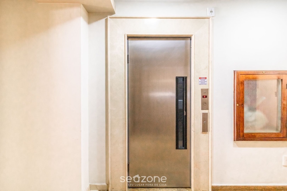 2B Apartment w/ Balcony Ads0103