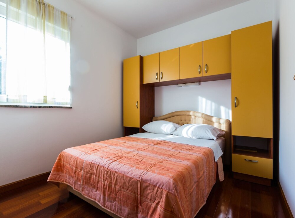 Elegant and Lavish Leisure Apartments Zadar With Outdoor Pool
