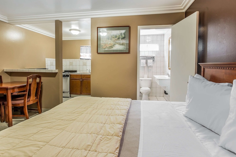 Rodeway Inn Ventura Midtown