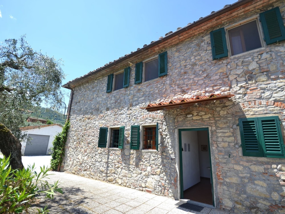Farmhouse Abode With Pool and Tuscan Charm, photo 37