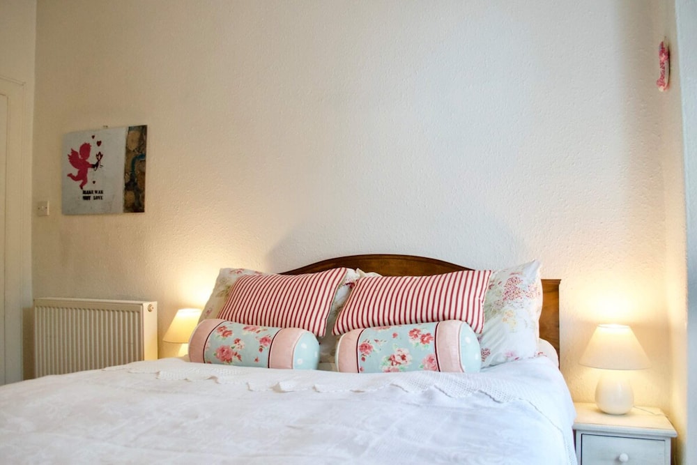 1 Bedroom Flat In Edinburgh