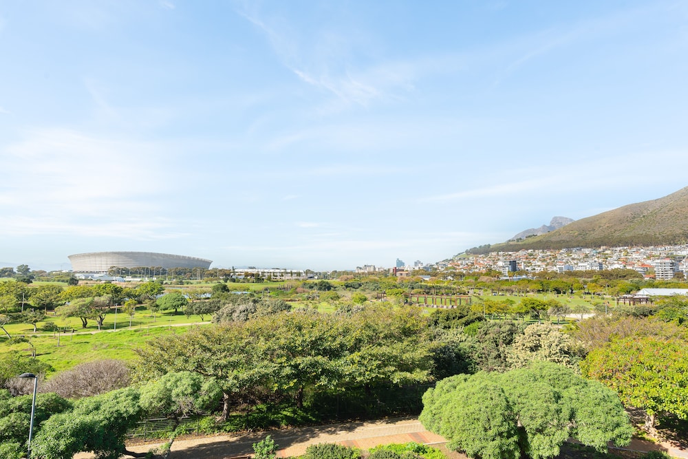 Rhodora 40 view 4