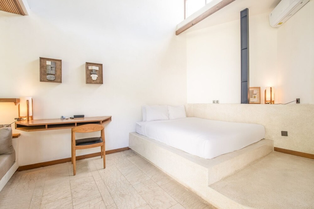 BA Villa 6 1BR Villa Luxurious 1-br Villa 800m to Canggu Beach