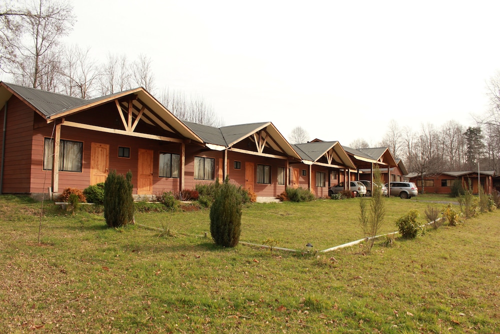 Hosteria y Camping del Bosque Pucón