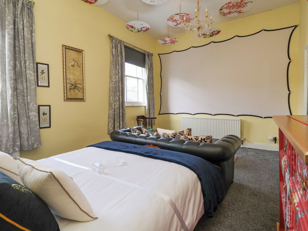 The Funky Flat