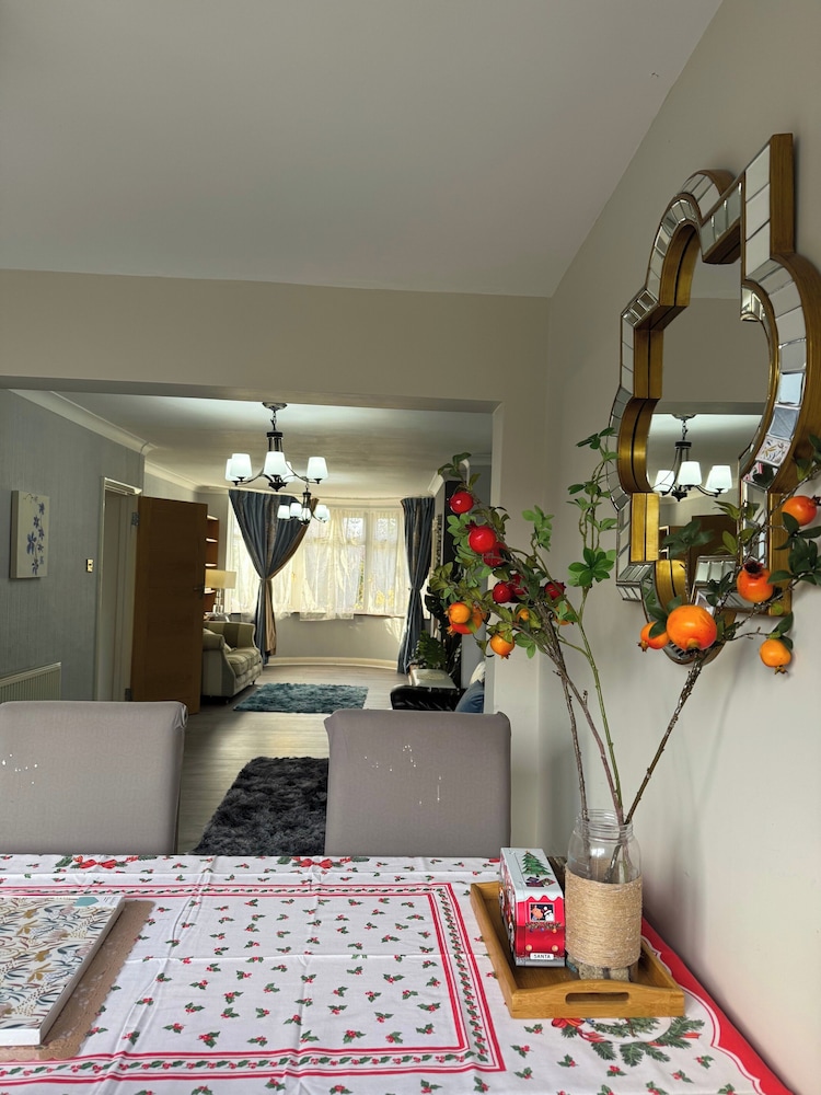 Oxford - Villa - Sleeps 8 - Garden - Parking