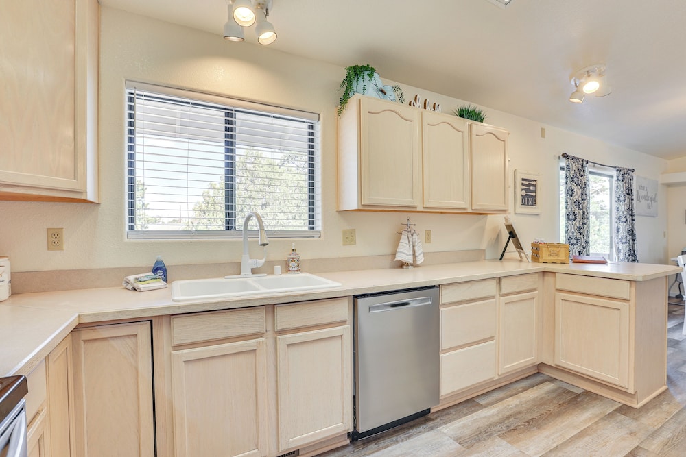 Payson Vacations - Payson Family Getaway w/ Deck, 2 Mi to Downtown - Property Image 32