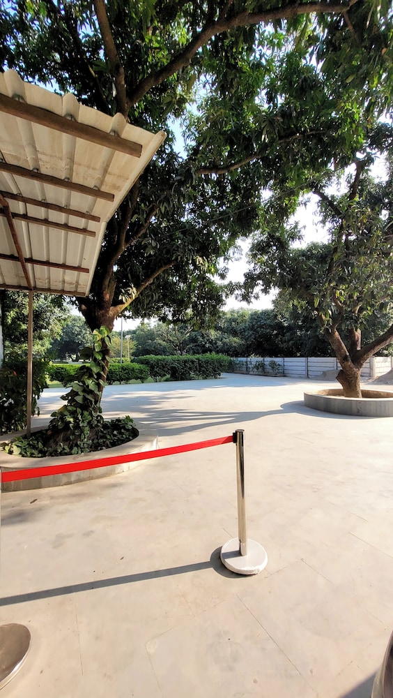 The Greenwich Resort
