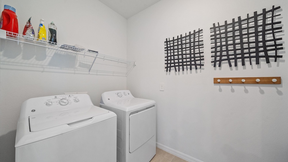 Lazy Days At Waterside 2 Bedroom Townhouse