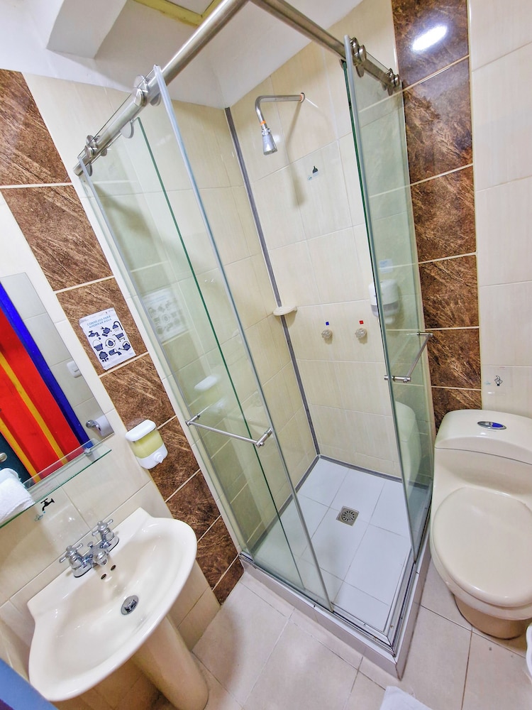 Hostal Mythos