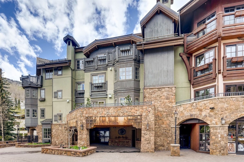 Vail VLG One Willow 2bd-ste1 view 4