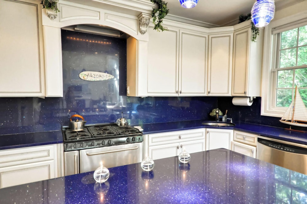 Henlopen Avenue 94