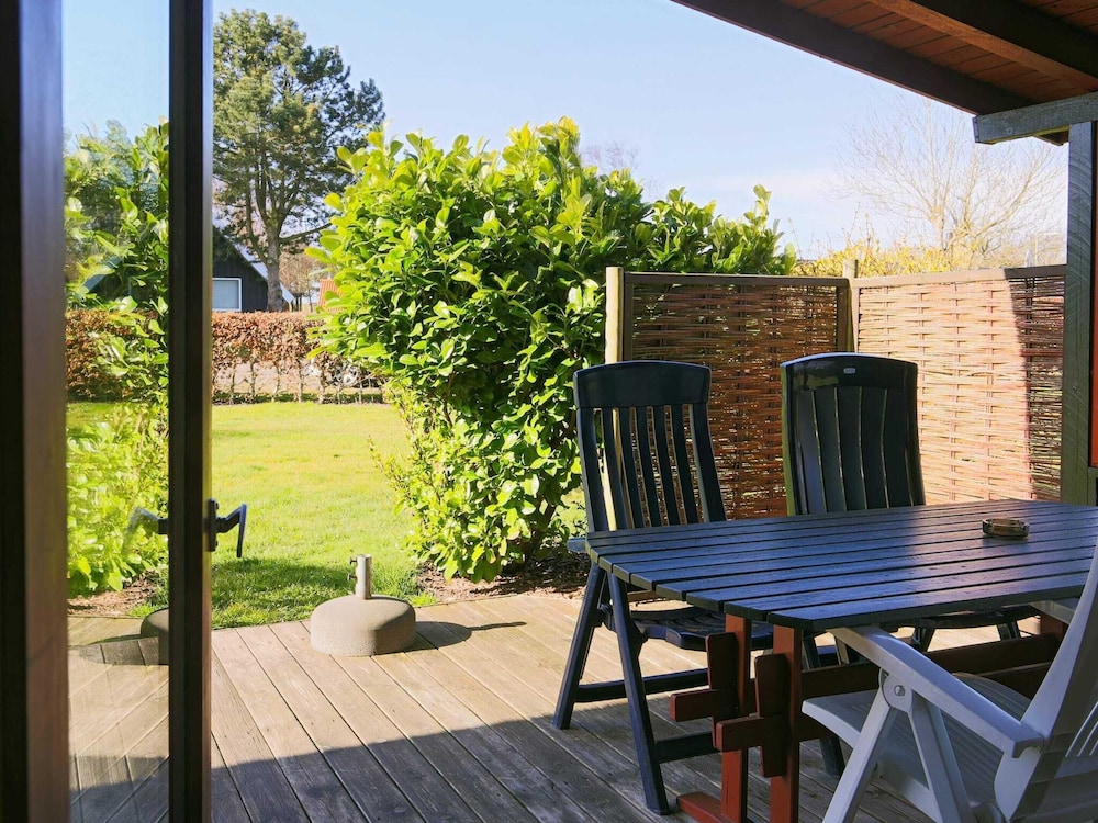 6 Person Holiday Home in Dannemare-by Traum