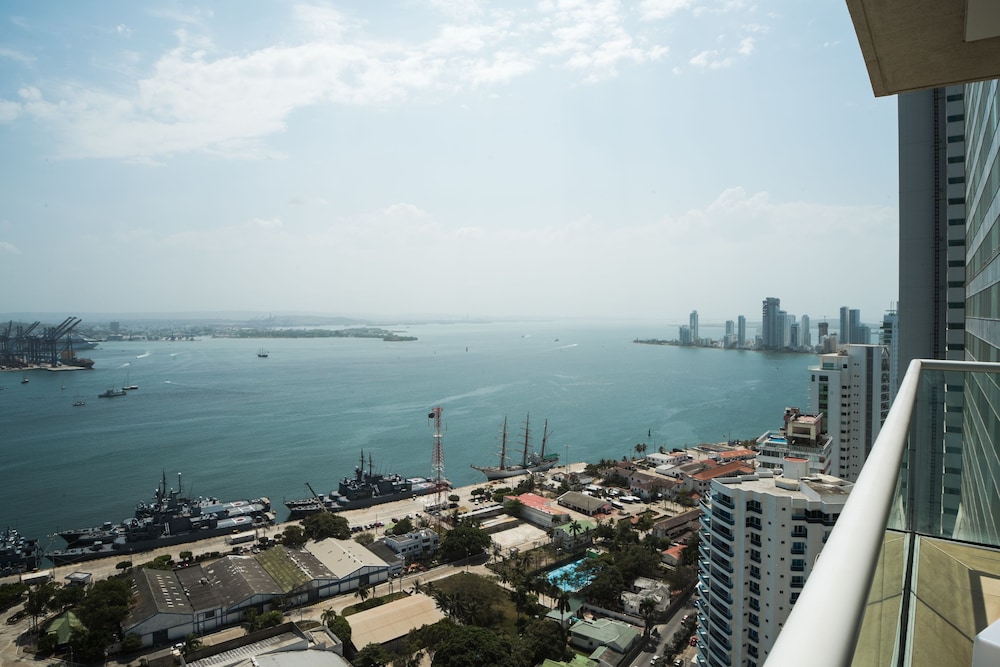 H2 Residences By Nomad Guru