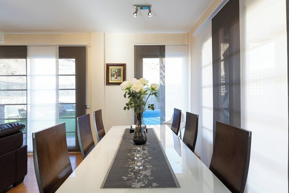 Villa Canarias