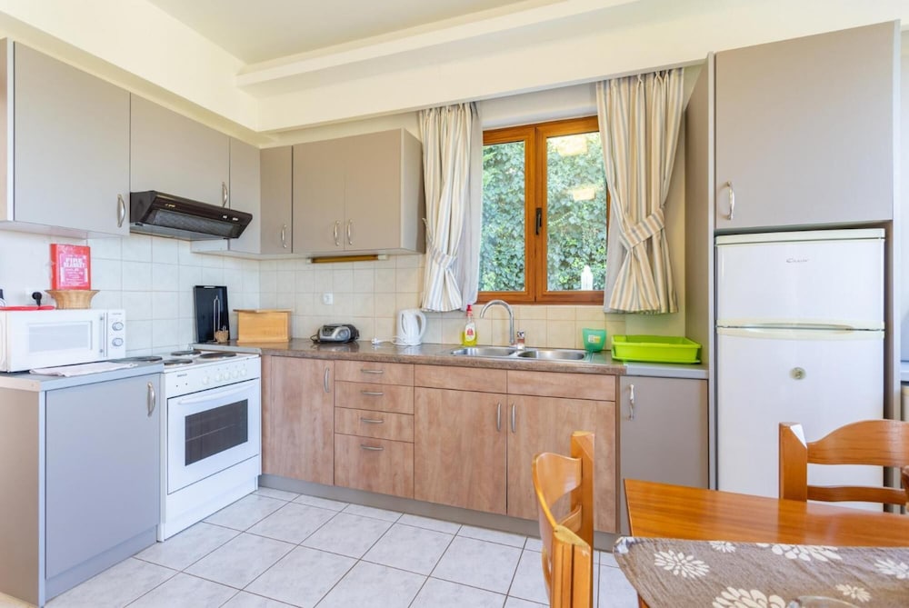 Maroulas Villas Collection