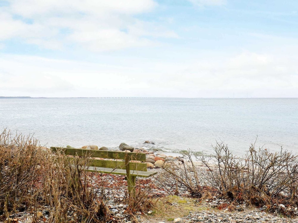 Beachside Gem for 6 - By Traum Ferienwohnungen view 2