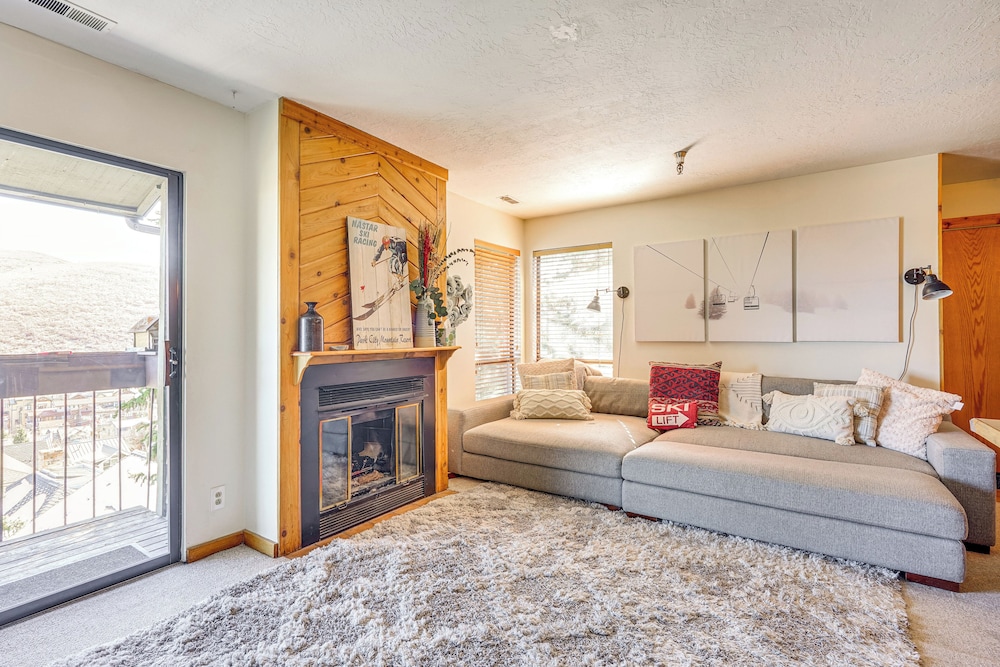 Walk to Old Town Park City: Unit w/ Shared Hot Tub