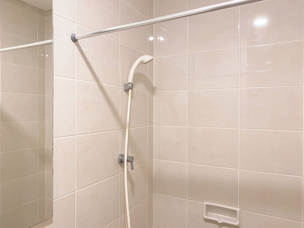 Great Choice 1Br Apartment At Green Bay Condominium