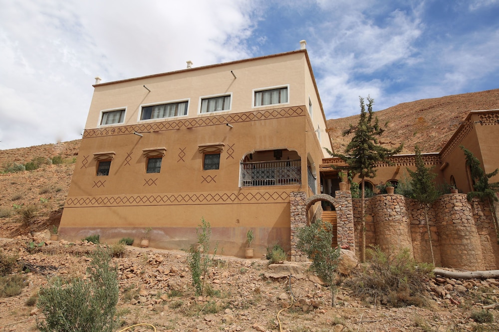 Photo 12
