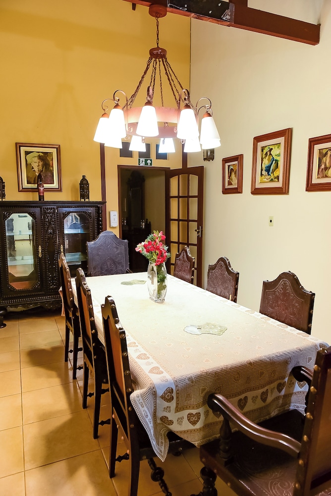 Pousada Quinta dos Doges Ltda