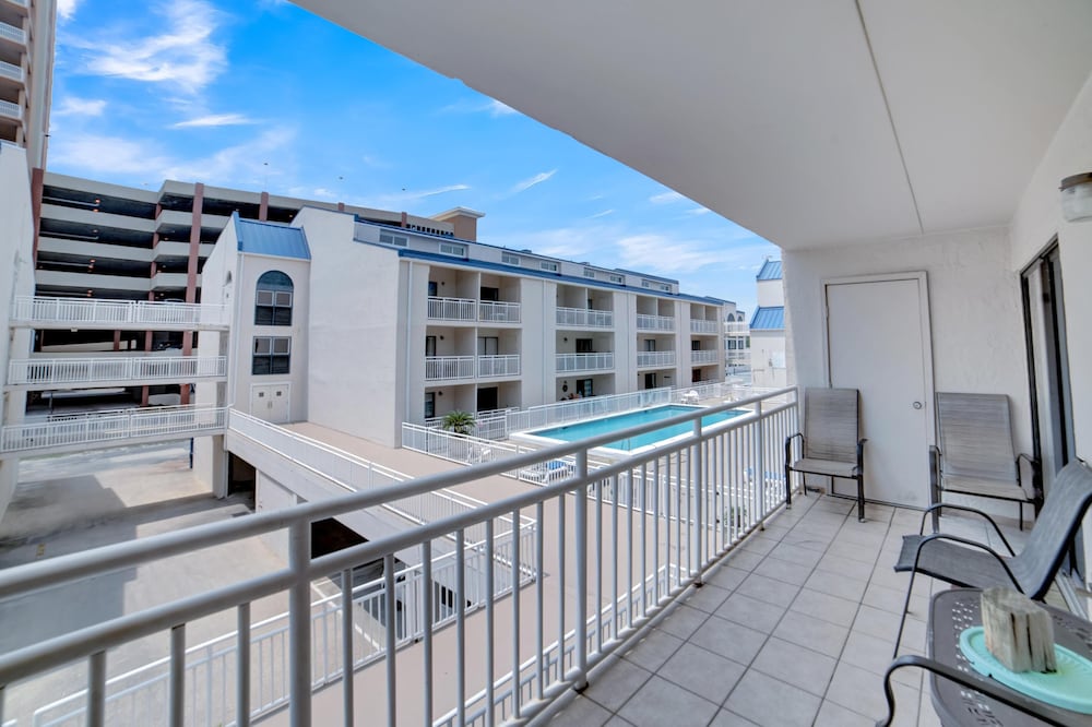 Sugar Beach 230