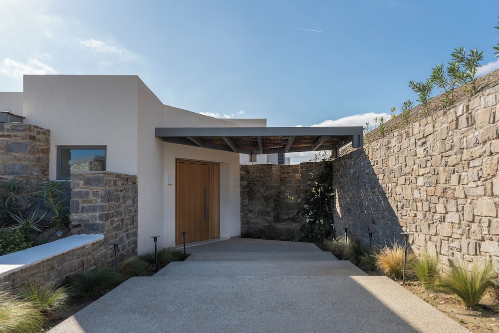 AVERA VILLAS