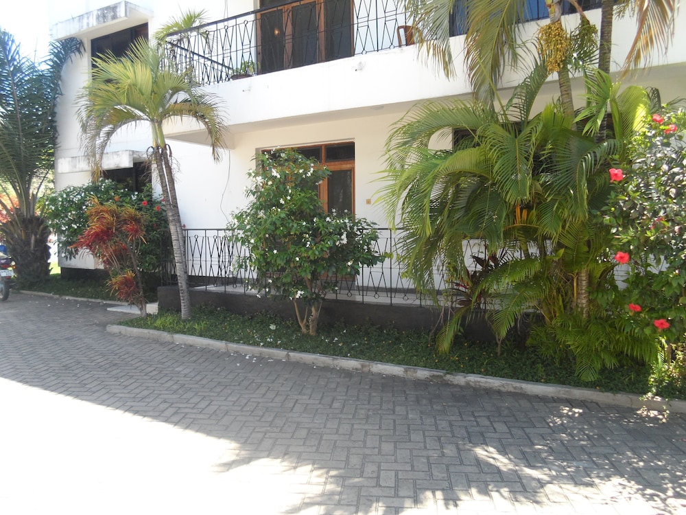 Upanga B&B - UN Road