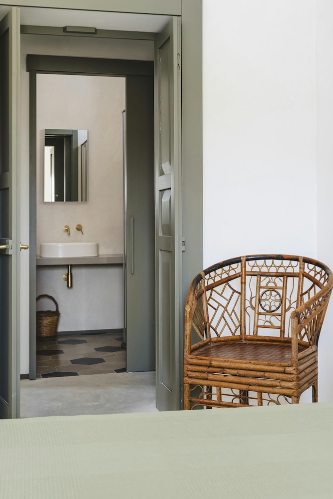 La Canonica Suites