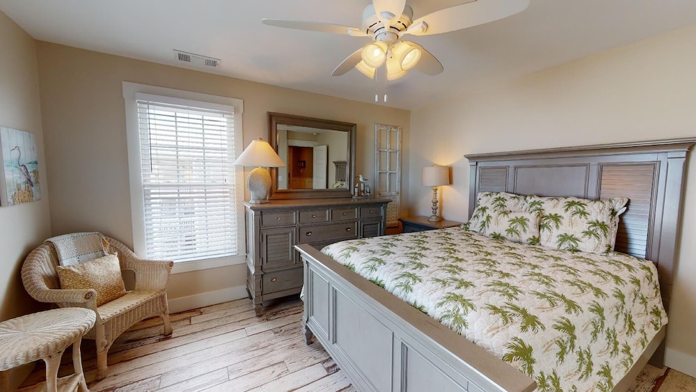 Dolphin Watch Tybee Vacation Rentals