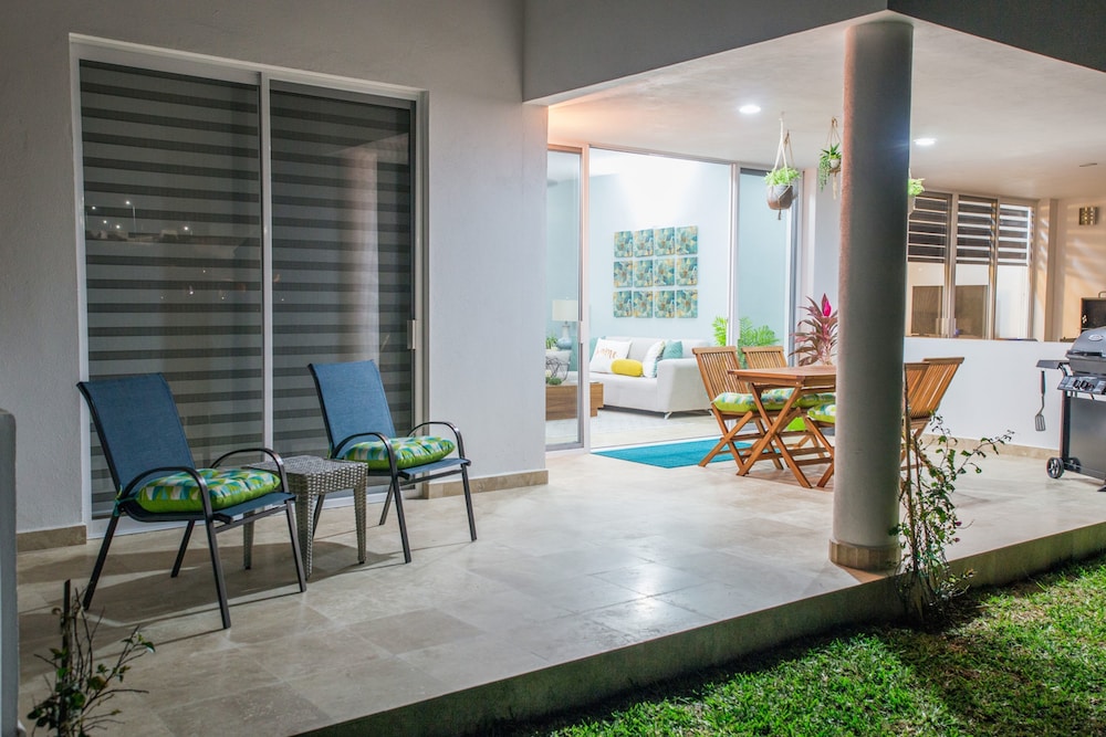Peninsula 103 2 BR by Casago view 5