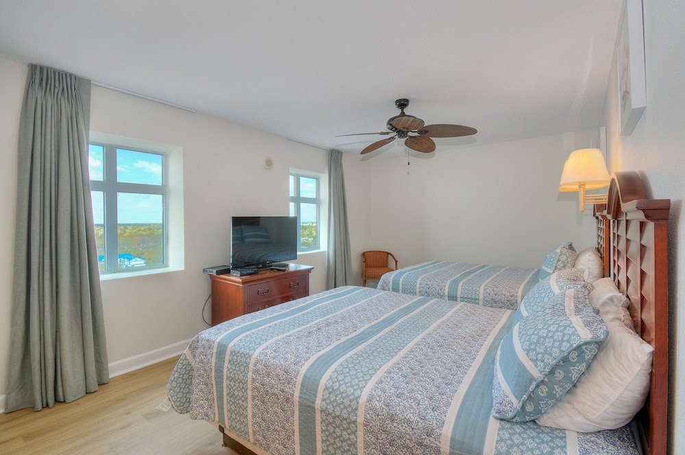 Grand Atlantic by Elliott Beach Rentals